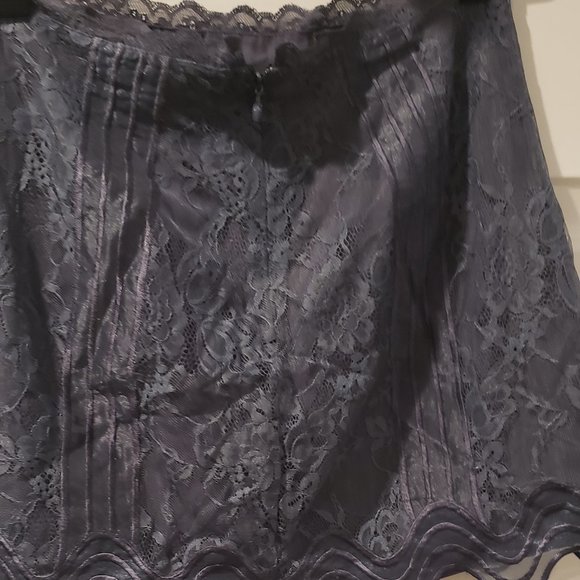 NWT: Lovers and friends X Revolve Raissa Lace Mini Skirt Size Small - Picture 6 of 7